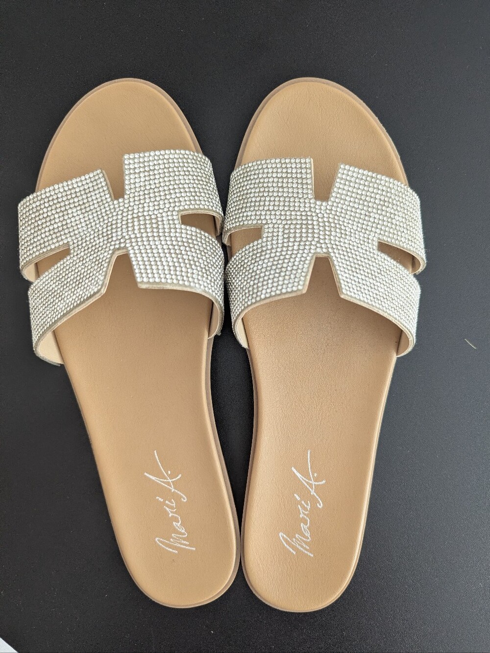 Mari A. Rhinestone Slides - Picture 5 of 8